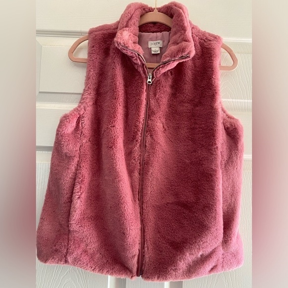 J.Crew Factory guava berry faux fur vest size‎ small - Picture 4 of 8